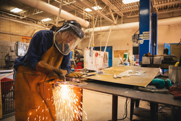 Best Marine and Shipbuilding Welding in Lake Summerset, IL